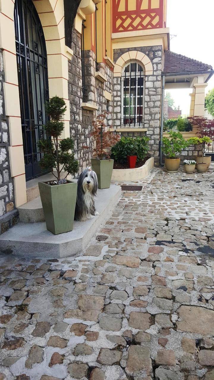 La Porte De Bretagne in Péronne (Somme), Région de Péronne