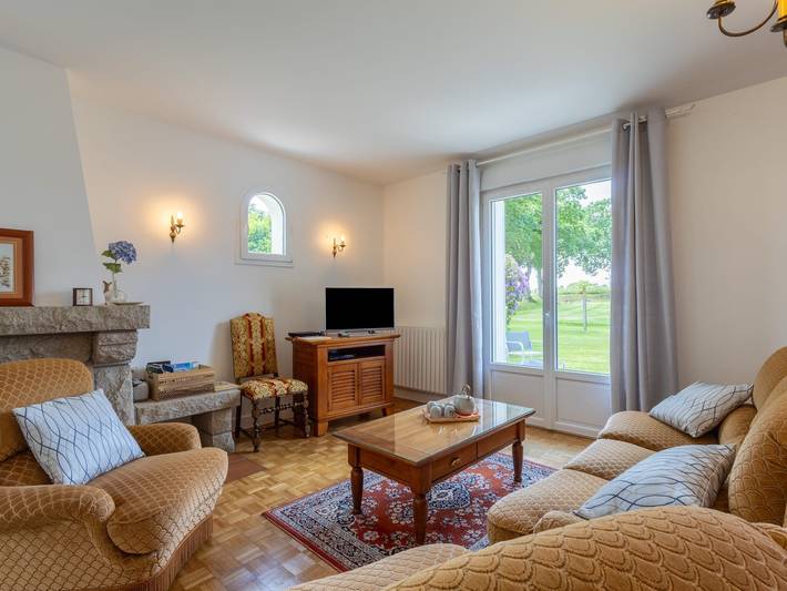 Maison de vacances 'Maison Familiale' avec terrasse privée, jardin privé et Wi-Fi in Plouisy, Région de Guingamp