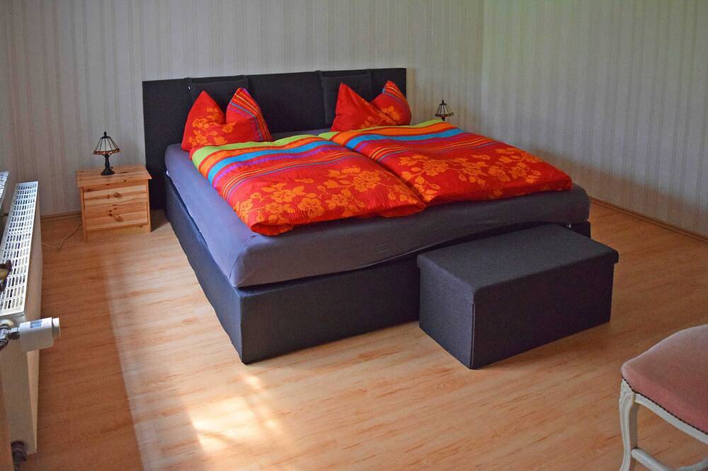Ganze Wohnung, Familienfreundliche Ferienwohnung mit großem Garten - Ferienwohnung in Rubkow, Vorpommern Greifswald