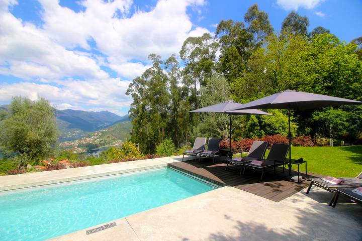 Casa rural para 6 personas, con Balcón y Terraza además de Jardín y Vistas al lago en Mosteiro - 4