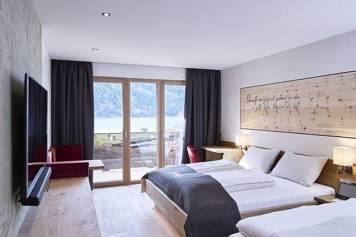 Ferienhaus für 2 Personen, mit Balkon und Whirlpool sowie Garten und Pool in Eben am Achensee - 2