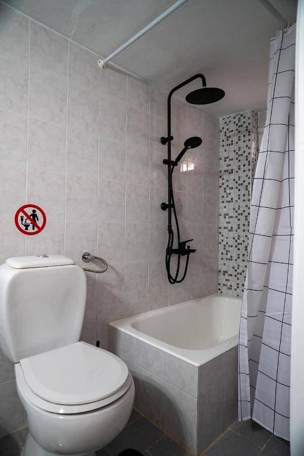 Gîte pour 5 personnes, animaux acceptés dans Palekastron - 2