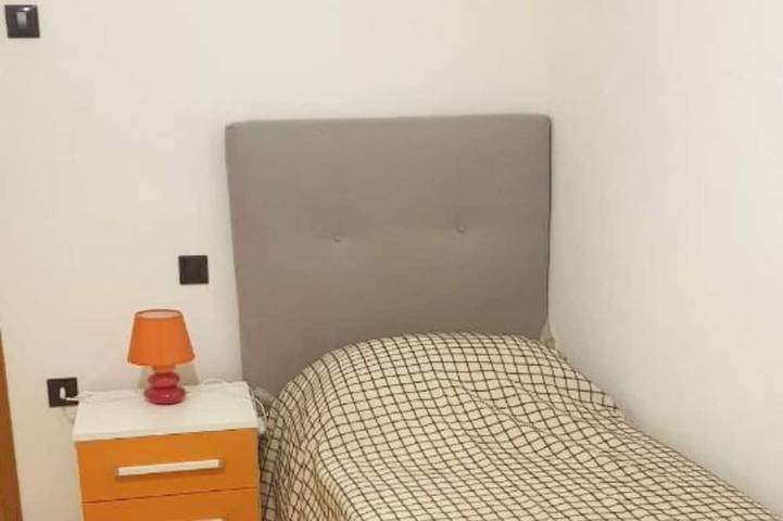 Appartement entier, Casa Mafalda Station area - historic center - theater with indoor parking. in Imola, Province de Bologne