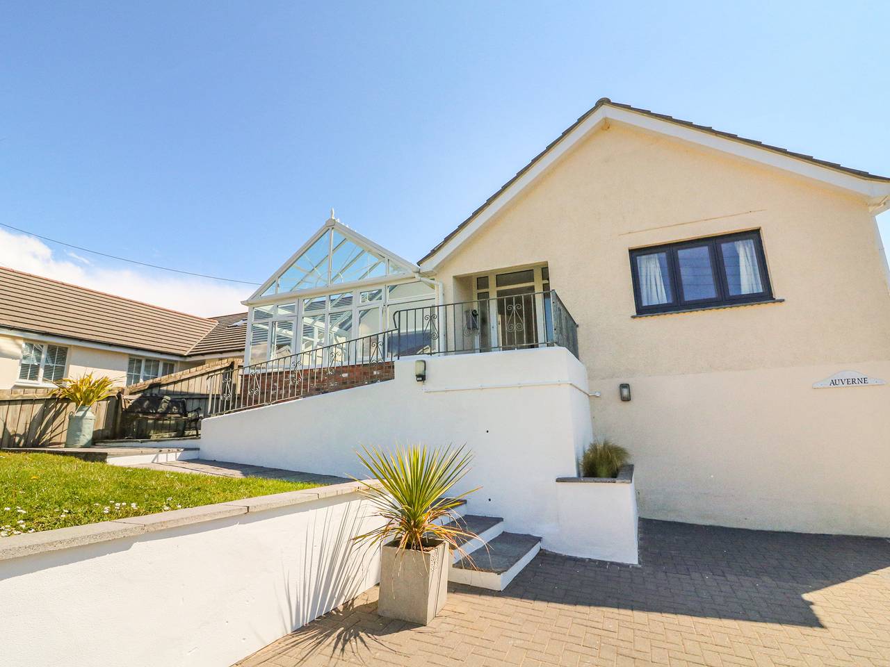 Auverne in Pentire Point - Widemouth