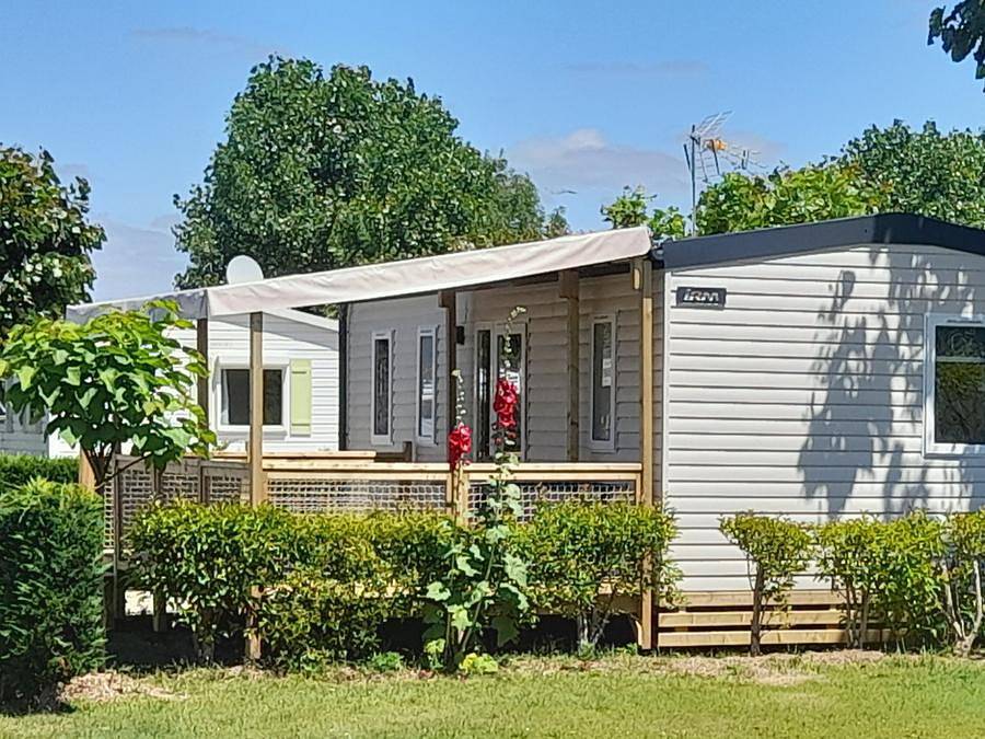 Flower Camping Le Pre Des Sables - Mobilhome 6 personnes - Confort 34M² + Tv in Grues, Fontenay-le-Comte