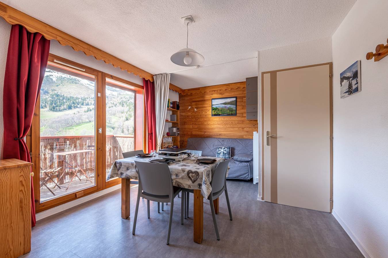 Apartamento entero, Apartamento 'Appartement St François Longchamp' con vistas a la montaña y balcón in Saint-François-Longchamp, Le Grand Domaine