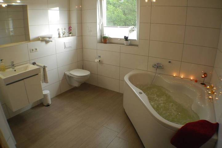 Ferienhaus für 6 Personen, mit Garten und Terrasse sowie Sauna und Whirlpool in Nordhorn - 3