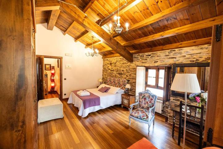 Casa rural para 3 personas, con jardín y vistas - 1
