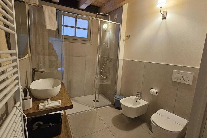 Appartamento intero, Splendida Villa Veneta ai piedi delle colline e immersa in un parco con piscina in Tregnago, Provincia di Verona