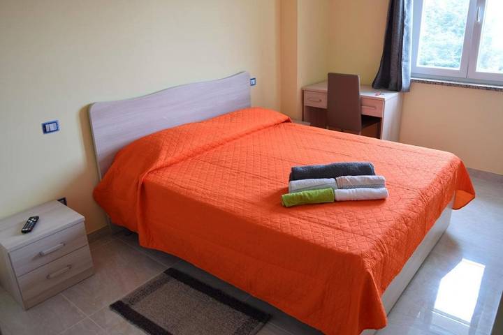 Bed and breakfast per 4 persone, con giardino e terrazza, con animali domestici - 1