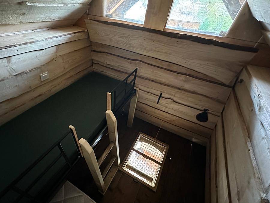 Camping  Ecologique La Roche d'Ully - Alojamiento 4 personas - Le Thuyé Comtois - 25m2 - 2 habitaciones, alojamiento típico de Franc-Comtois in Ornans, Doubs (desambiguación)
