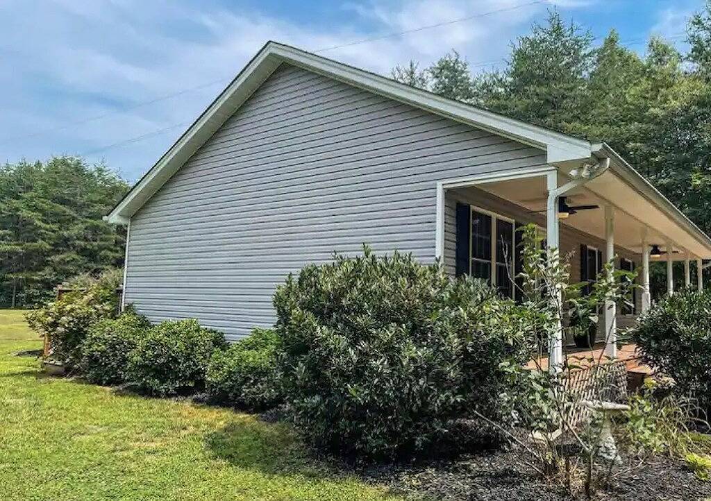 The Johnson Cottage in Lake Anna