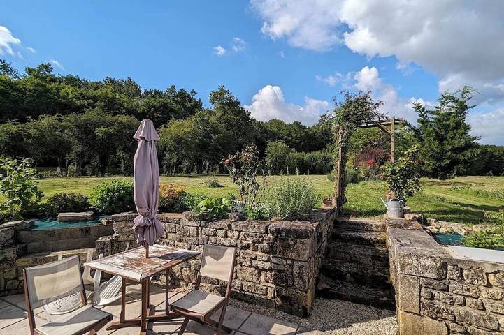 Location de vacances pour 10 personnes, avec jardin à Saint-Germain-du-Seudre