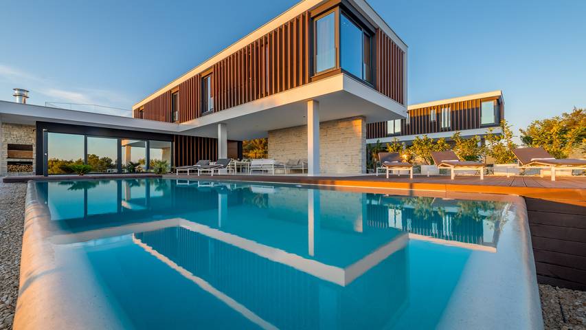 Villa für 8 Personen, mit Terrasse und Garten in Primosten