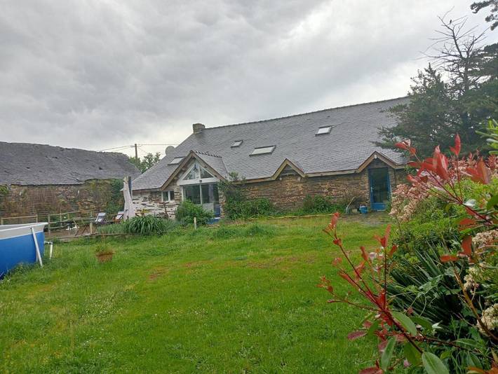 Gîte pour 3 personnes, avec vue ainsi que piscine et jardin à Sainte-Anne-sur-Vilaine - 4