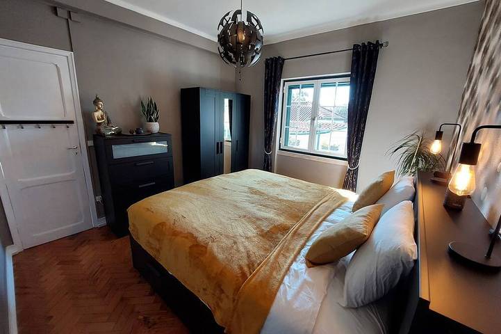 Gîte pour 4 personnes, avec Terrasse et Jardin