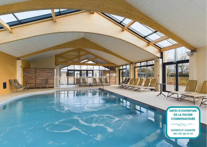 Chalet avec piscine pour 4 adultes/2 enfants in Saint-Gilles-Croix-de-Vie, Vallée de la Loire