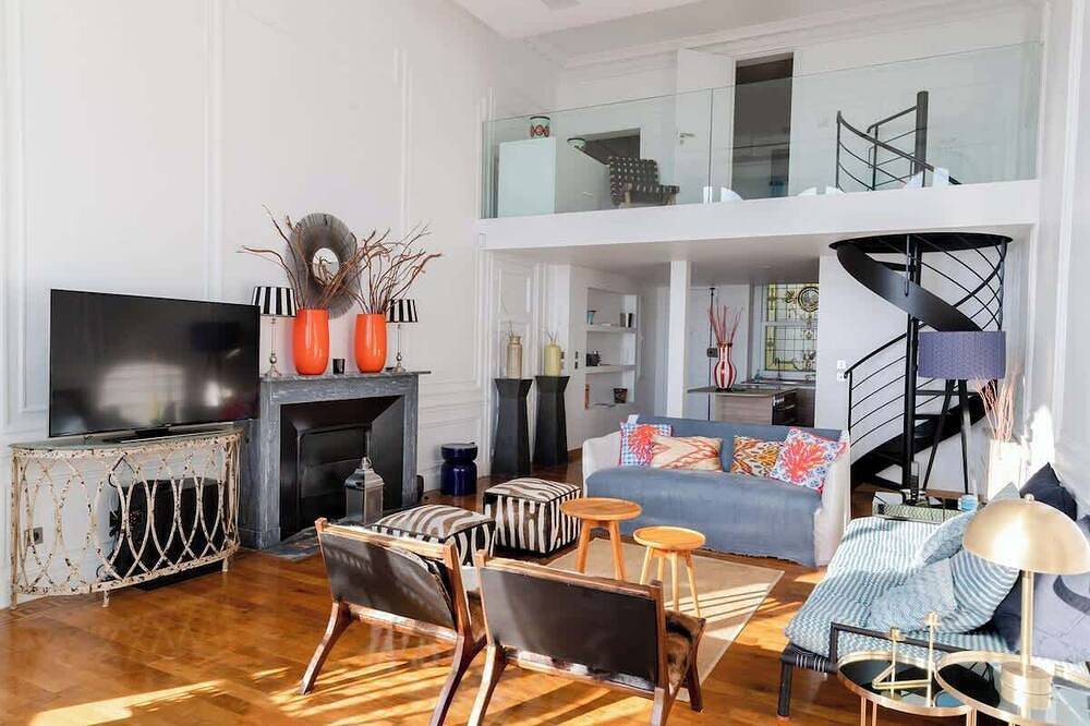 Entire apartment, Luxury Duplex 1Br Panoramic Sea View Monaco in Beausoleil, Nice region