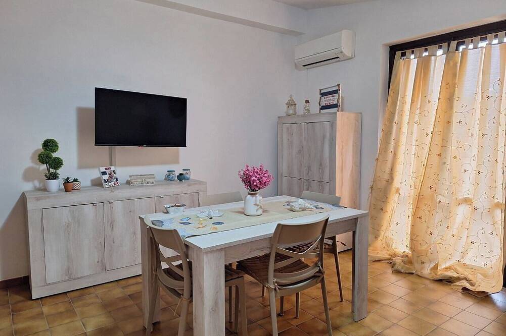 Entire apartment, Ferienhaus 200 Meter vom Meer Entfernt in Sellia Marina, Catanzaro Province