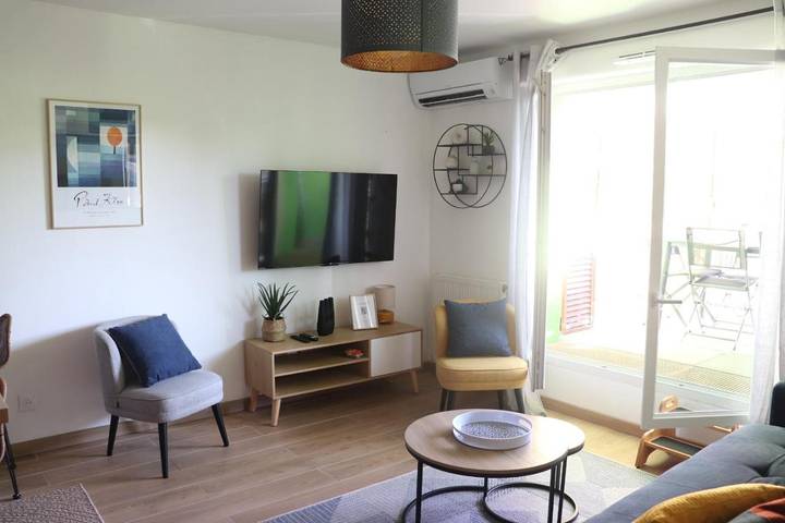Gîte pour 5 personnes, avec balcon et vue à Cenon - 4