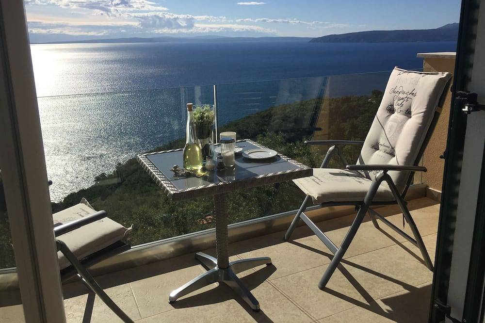 Ganze Wohnung, Romantische Ferienwohnung ★★★★mit traumhafter Aussicht, ideal für Paare in Medveja, Opatija Riviera
