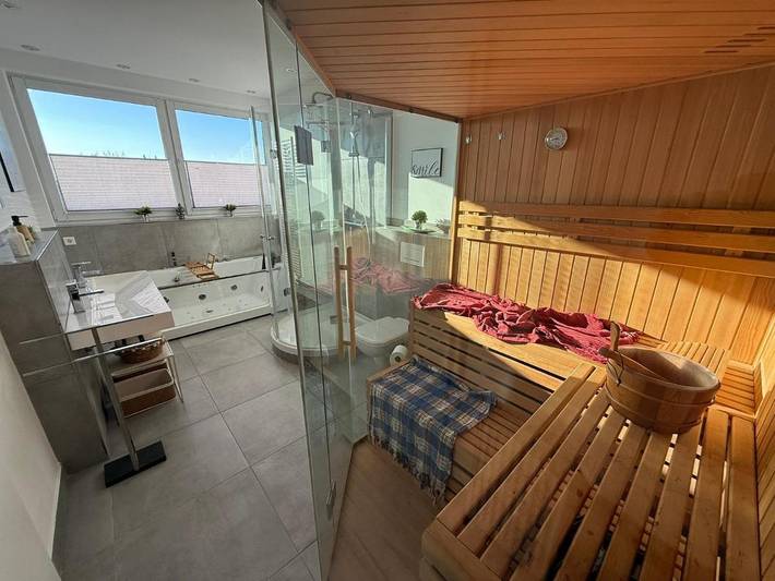 Gîte pour 4 personnes, avec sauna ainsi que jacuzzi et terrasse à Bergneustadt - 2