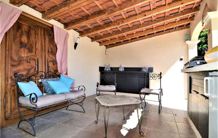 Gîte pour 2 personnes, avec piscine à Pouzilhac - 2