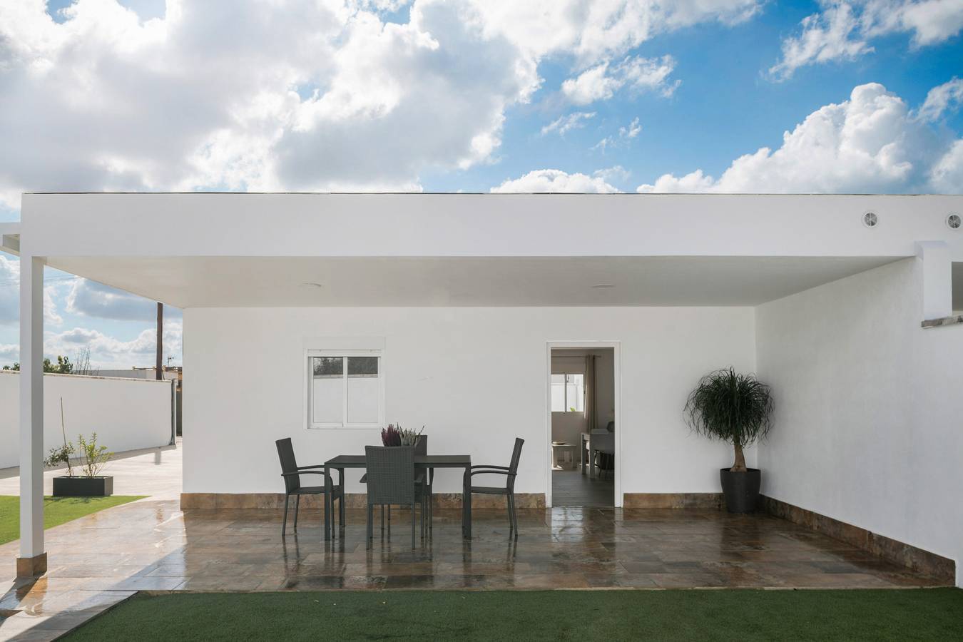 Casa Vacacional 'Laruma' con Piscina Privada, Terraza Privada y Wi-Fi in Fuente del Gallo, Conil de la Frontera