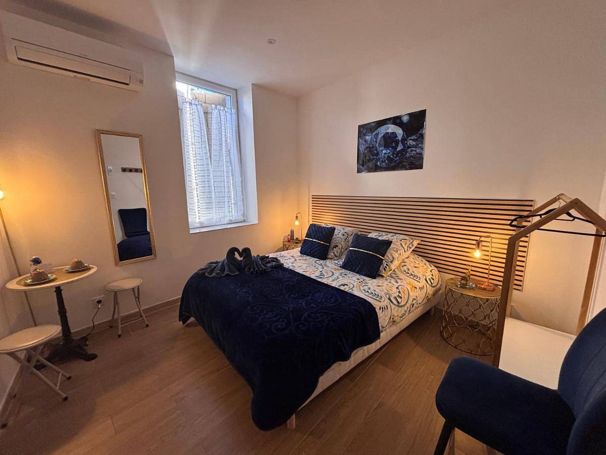 Double Room in Narbonne, Côte méditerranéenne (France)