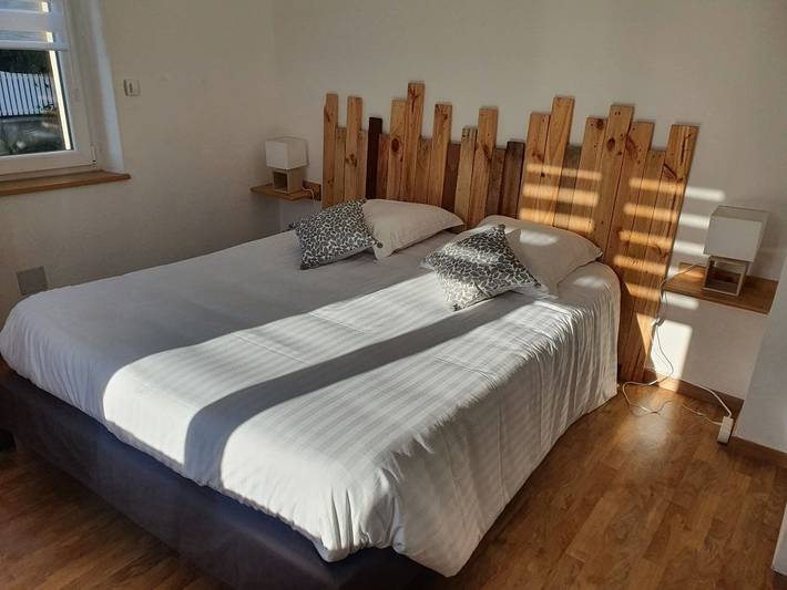 Gîte pour 5 personnes, avec Terrasse et Jardin