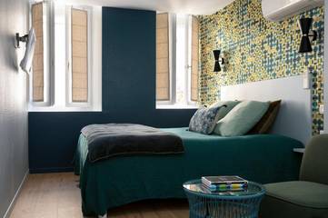 Hôtel pour 2 personnes, avec terrasse dans Tour De La Lanterne La Rochelle