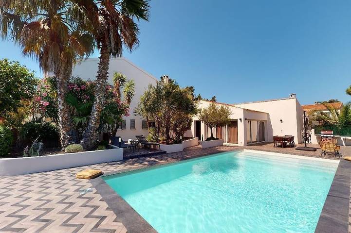 Holiday home for 8 people, with balcony - 1