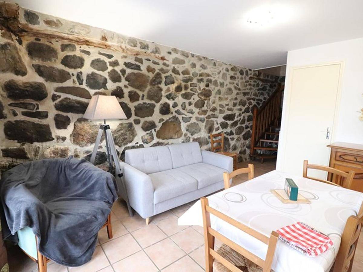 Holiday Home in Méallet, Région de Mauriac