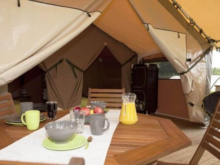 Tente pour 4 personnes, avec bassin pour enfant, animaux acceptés dans Île de France - 3