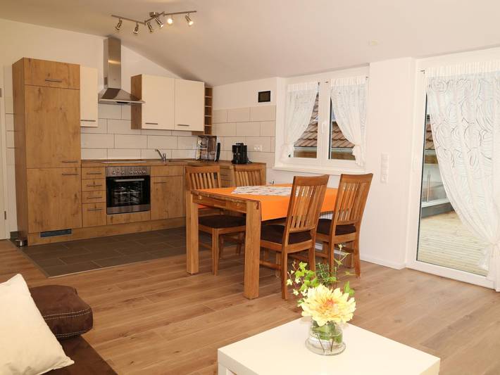 Ferienwohnung für 4 Personen, mit Terrasse in Neustadt an der Weinstraße