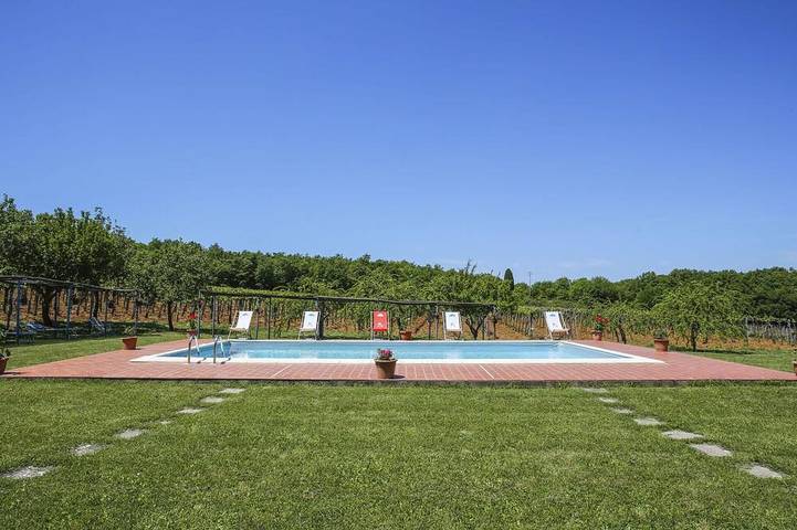 Villa pour 5 personnes, avec jardin et piscine à Monteriggioni