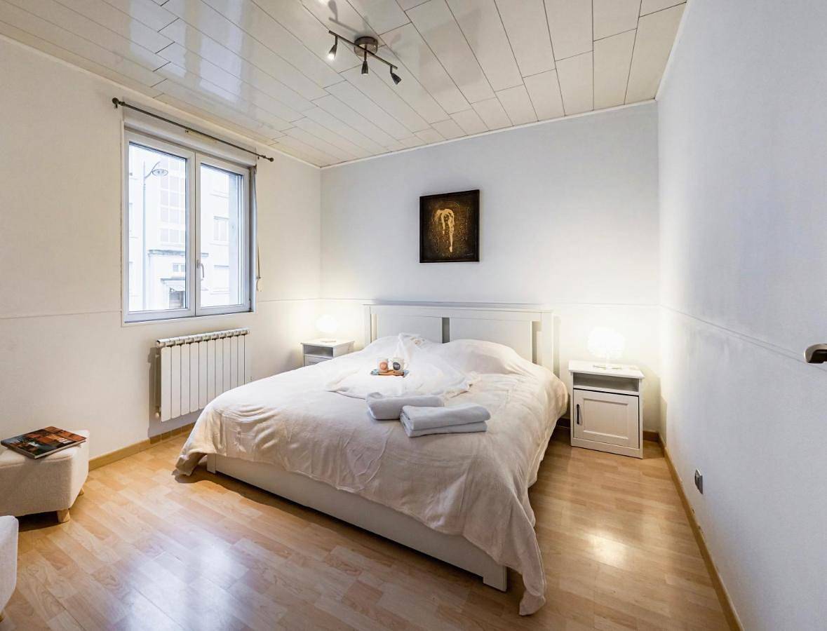 Appartement entier, Cosy apartment on Strasbourg Tramway line and Canal - Appartement confortable sur ligne tram Strasbourg et Canal in Bischheim, Région de Strasbourg
