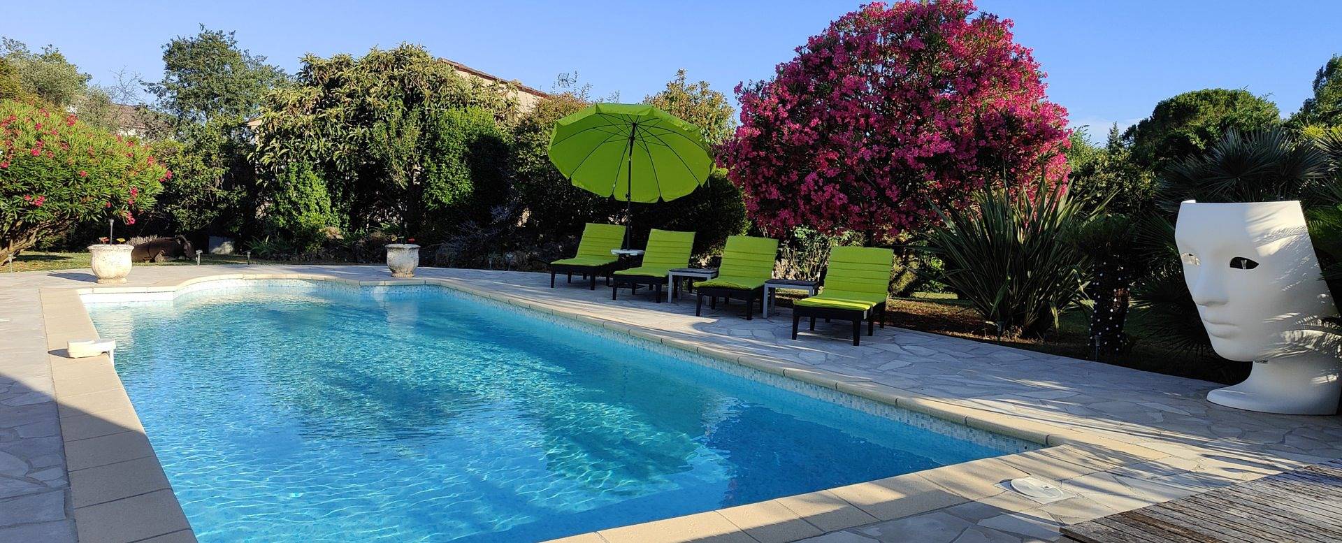 Chambres d'hôtes / Relais pour Motards à la Villa Tao - Chambre Bambou in Grasse, Région de Cannes