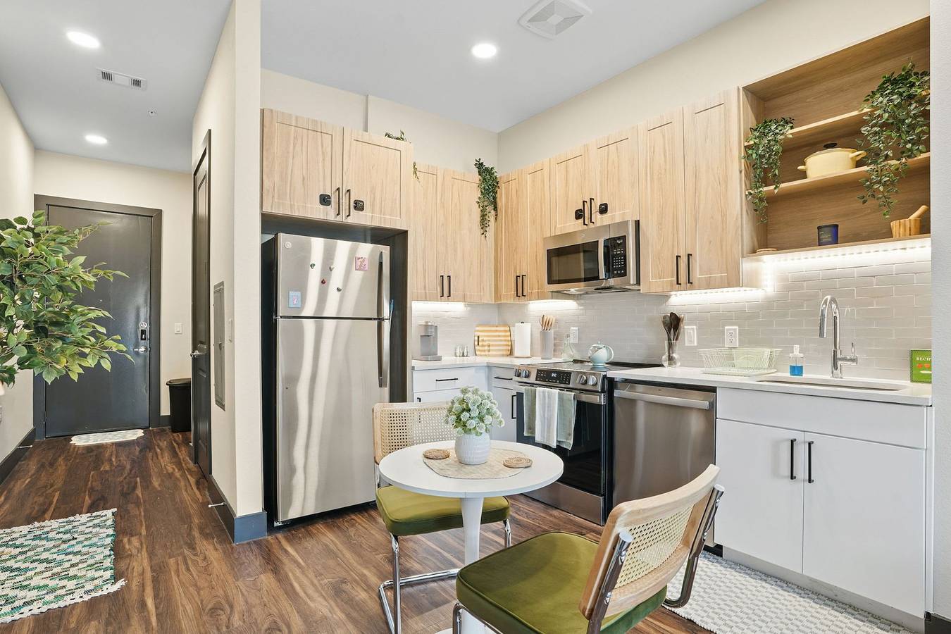 Estudio entero, 12min Downtown   6min Domain   Pool   Free Parking in Austin, Condado de Travis