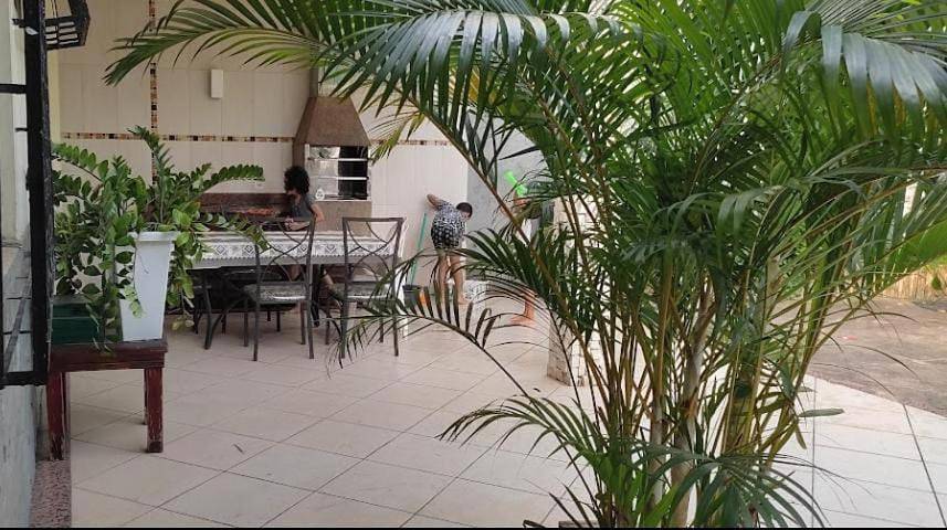 Maison d’hôte pour 2 personnes, avec jardin ainsi que vue et balcon à Belém