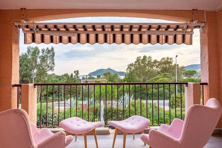 Gîte pour 6 personnes, avec Jardin et Piscine dans Plage de la Baumette