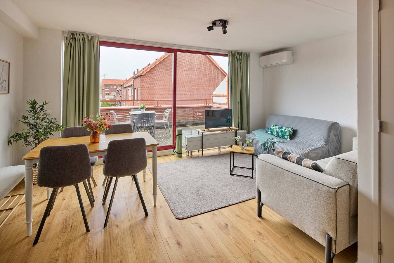Ganze Wohnung, Ferienwohnung für 4 Personen mit Garten in Nimwegen, Betuwe