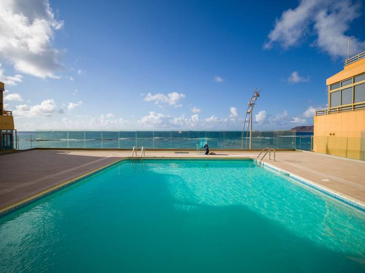 Apartamento para 2 personas, con piscina en Playa de Las Canteras
