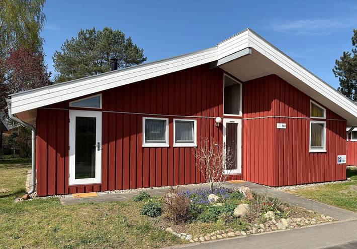 Ferienhaus für 4 Personen, mit Garten und Terrasse sowie Sauna und Whirlpool, mit Haustier in Mirow