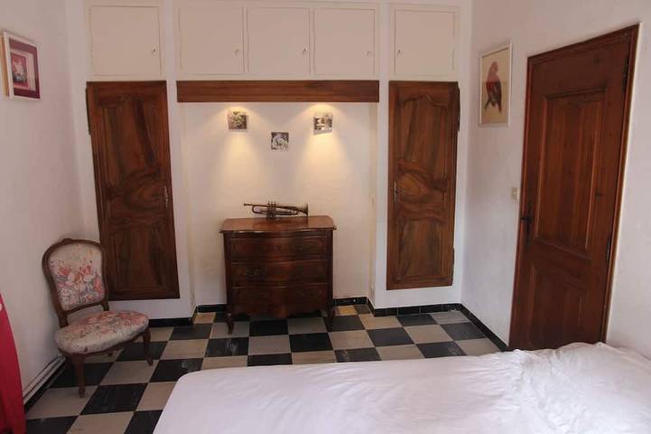 Location de vacances pour 8 personnes, avec jardin et terrasse à Murs - 3