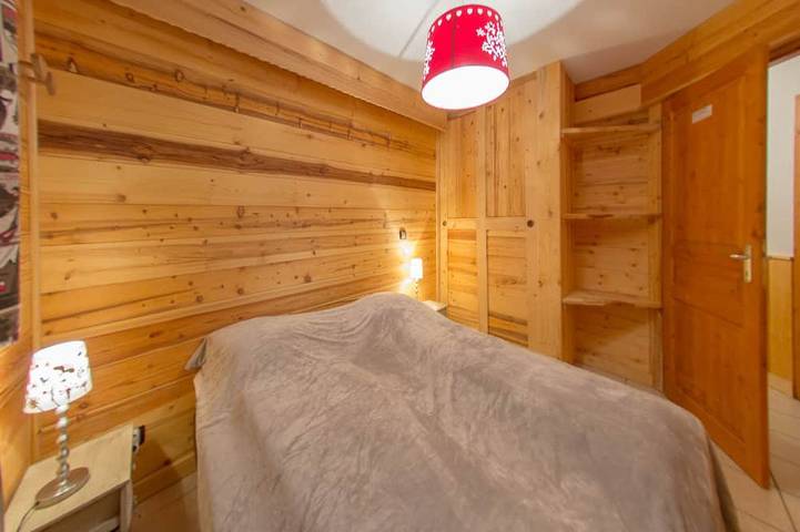 Gîte pour 12 personnes, avec balcon et piscine à Oz - 3