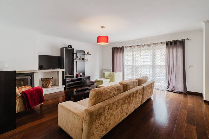 Villa 'Paradise' with Sea View, Shared Pool and Wi-Fi in Antas, Parque Natural do Litoral Norte