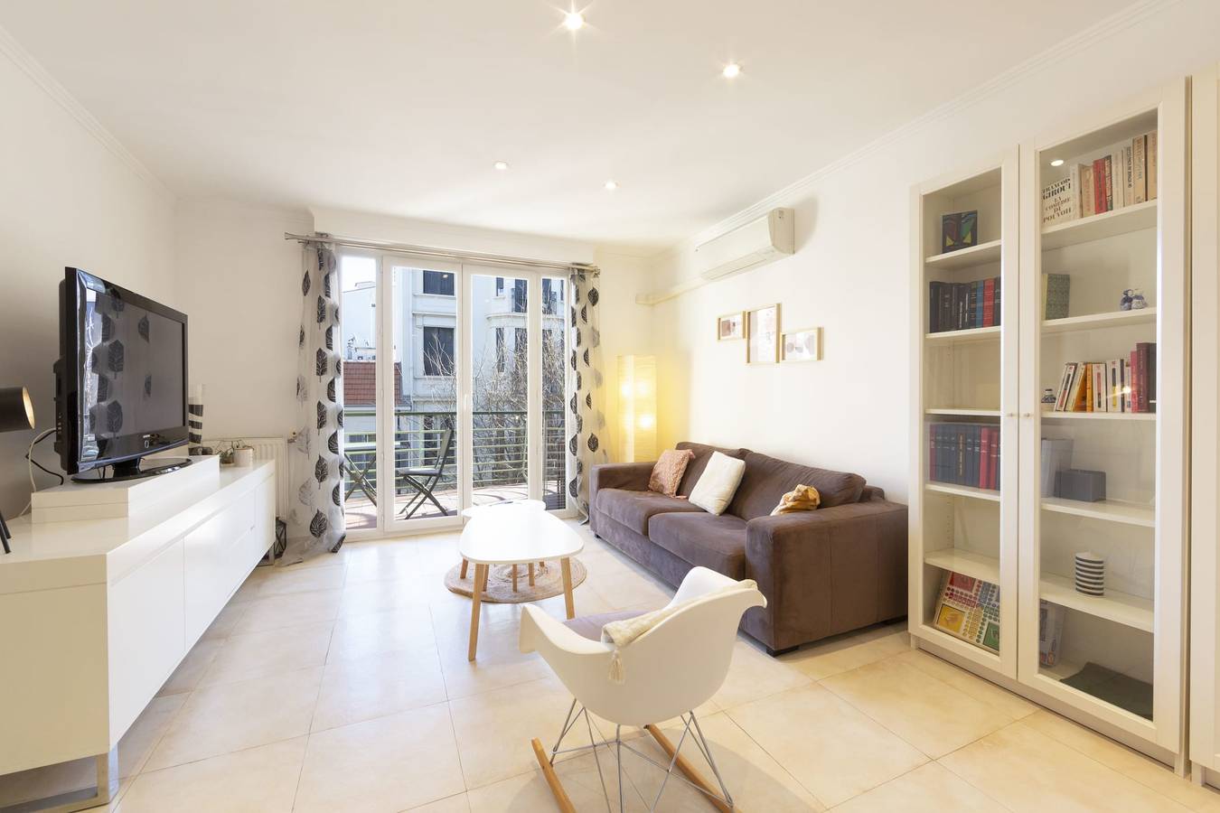 Appartamento intero, Robert Soleau: bright stylish flat, center of Antibes in Antibes, Cannes e dintorni