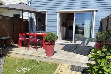 Gîte pour 4 personnes, avec piscine ainsi que terrasse et jardin dans Plage Du Bilou Le Conquet