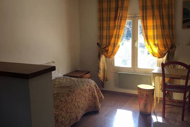 Maison avec vue sur Sainte-Victoire, piscine, aux portes d'Aix-en-Provence in Meyreuil, Côte méditerranéenne (France)